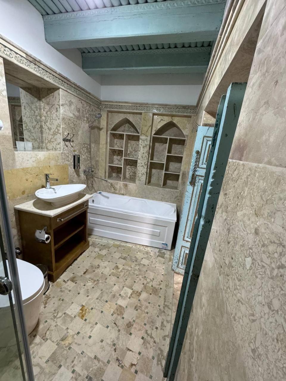 Duston Boutique XIX Century Rooms Bukhara Exterior foto